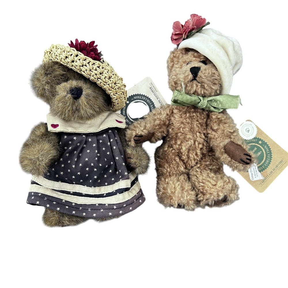 Boyds Bears Caroline Mayflower & Carmella De Bearvoire Plush Set Of 2 90's 2000‎